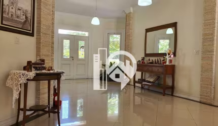 Casa com 5 dormitórios à venda, 574 m² por R$ 2.690.000,00 - Condomínio Colonial Village I - Pindamonhangaba/SP