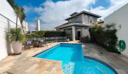 Casa à venda, 376 m² por R$ 2.600.000,00 - Urbanova - São José dos Campos/SP