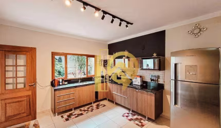 Casa com 3 dormitórios à venda, 190 m² - Villa Branca - Jacareí/SP