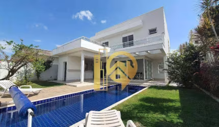 Lindo sobrado recém construído com  4 suítes e excelente acamento á Venda em Condominio - Pindamonhangaba/SP