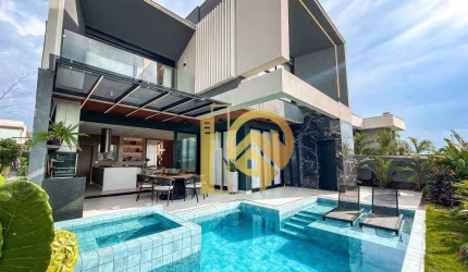 Casa Porta fechada com 3 suítes à venda, 495 m², automação e piscina aquecida Condomínio Alphaville - SJCampos/SP