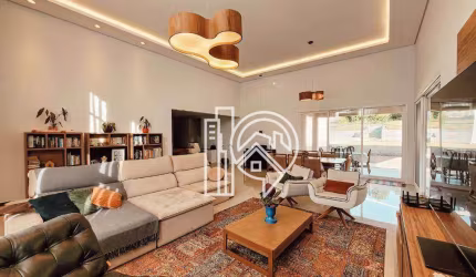 Casa com 4 dormitórios à venda - Vale dos Lagos - Jacareí/SP