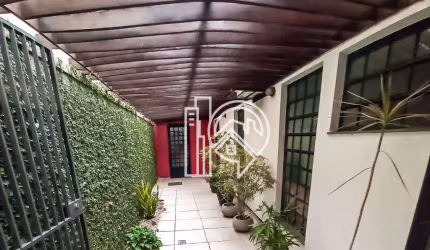 Ponto Comercial á venda 97 m² Jacareí/SP