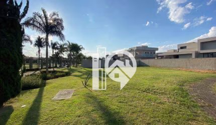 Lindo terreno à venda, Jardim do Golfe, São José dos Campos.