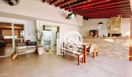 Casa com 4 dorms à venda, 235 m² - Villa Branca - Jacareí/SP
