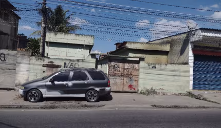 TERRENO COM 8 CASAS EM MIGUEL COUTO