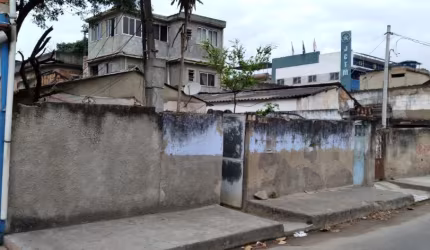 TERRENO NO CENTRO DE BELFORD ROXO