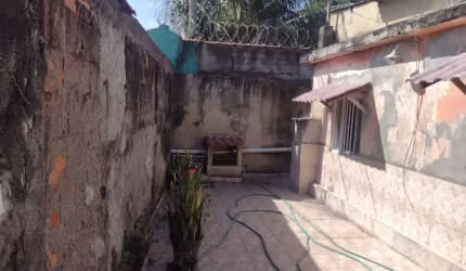 CASA COM 3 QUARTOS ENGENHO PEQUENO