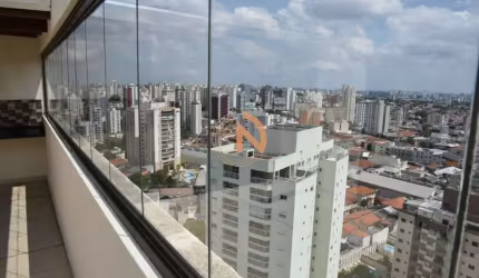 Cobertura Duplex Reformada com Vista Deslumbrante ao Lado do Metrô