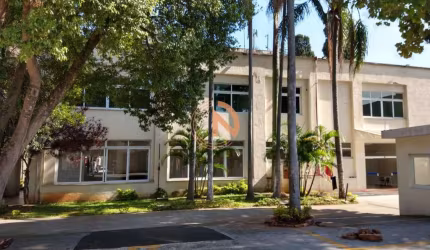 Prédio Comercial / Terreno na Av Indianópolis
