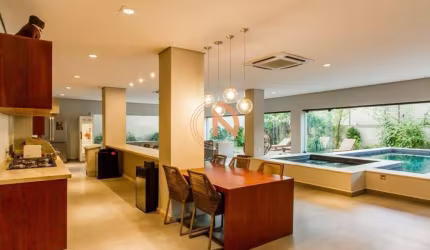 Casa reformada 5 Suítes em 645m2 Útil - Jd Everest - Próximo ao  Jockey Club de São Paulo