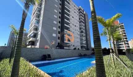 Apartamento com 3 Quartos e 2 banheiros à Venda, 81 m² por R$ 690.000