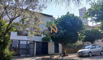 Excelente sobrado na Aclimação