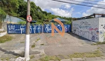Terreno em avenida no Butantã