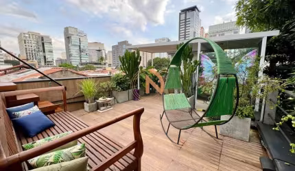 Casa de Vila Reformada 3 suítes e 3 vagas na Vila Nova Conceição