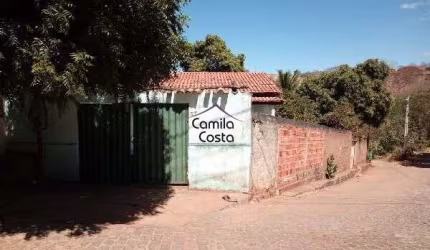 Casa à venda no bairro Centro - Jaborandi/BA