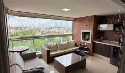 Apartamento mobiliado no Edificio belle vie. planta de 134m²