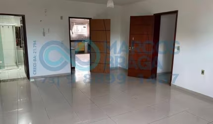 OPORTUNIDADE INCRÍVEL PARA POUSADA, HOSTEL ou MORADIA COM LOJA PARA COMÉRCIO