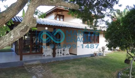 Casa 3 quartos, sendo 2 suítes + Edícula - Próximo à praia - OPORTUNIDADE!