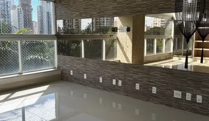 Lindo apartamento em frente o parque flamboyant