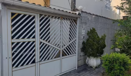 ÓTIMO sobrado 4 dormitórios no bairro Guilhermina em Praia Grande - SP