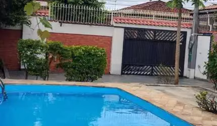 Casa ISOLADA tipo Edícula com PISCINA a 100 metros do MAR em Praia Grande bairro Jardim Real/Flórida!!!