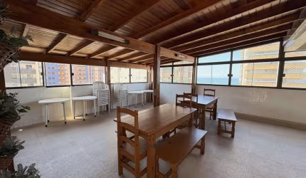Apartamento 2 dormitórios a venda na Aviação apenas 100m do mar, com vista da sacada