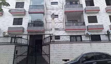 Apartamento à venda em Praia Grande-SP, Guilhermina: 2 quartos, sala, banheiro, vaga de garagem. 43m²!