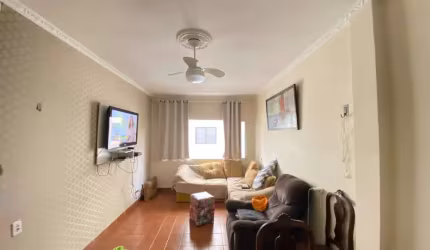Apartamento enorme à venda com 2 quartos e 2 banheiros, 1 vaga, no bairro da Guilhermina em Praia Grande-SP!