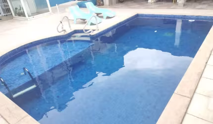 EXCELENTE Sobrado ISOLADO com 4 Suites Piscina Elevador Panoramico, em área nobre  Jardim Mathilde no CANTO DO FORTE em PRAIA GRANDE - SP.