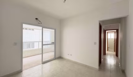 Aluguel de apartamento de 2 quartos com 2 salas e 2 vagas de garagem em Caiçara, Praia Grande-SP - 79,00 m².