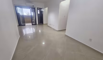 Aluguel de apartamento de 3 quartos na Guilhermina, Praia Grande-SP: 100m², suíte, sala, 2 vagas. Venha conferir!