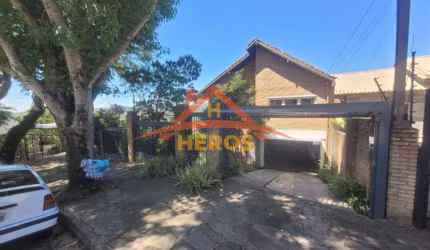 Casa com 3 quartos à venda na Rua Doutor Pitrez, 889, Ipanema, Porto Alegre por R$ 780.000