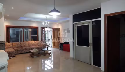 Casa com 3 quartos à venda na Rua Felipe Arísio, 31, Hípica, Porto Alegre por R$ 470.000