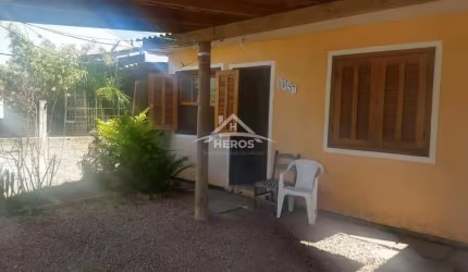 Casa com 2 quartos à venda na Rua Marcírio da Silva Barbosa, 1057, Aberta dos Morros, Porto Alegre por R$ 169.000