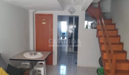 Casa em condomínio fechado com 2 quartos à venda na Rua Dorival Castilhos Machado, 148, Aberta dos Morros, Porto Alegre por R$ 280.000