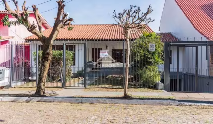 Casa com 4 quartos à venda na Rua Alcebíades Antônio dos Santos, 513, Nonoai, Porto Alegre por R$ 980.000