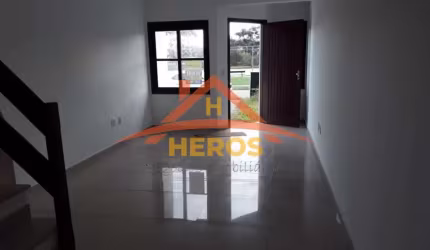 Casa com 3 quartos à venda na Rua Francisco Solano Borges, 93, Hípica, Porto Alegre por R$ 480.000
