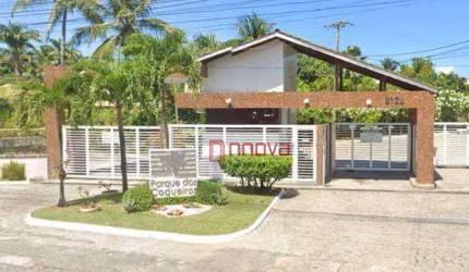 Casa Quatro Quartos para Venda em Lauro de Freitas
