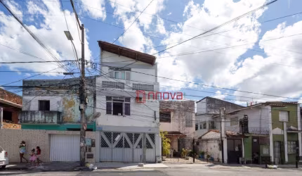 Apartamento com 2/4, Ribeira, Salvador-BA.