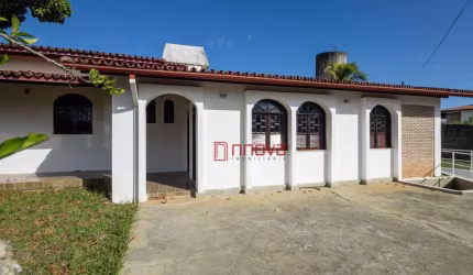 Casa com 3 dormitórios para alugar, 230 m² por R$ 3.599,00/mês - Itapuã - Salvador/BA
