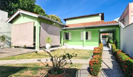 Casa com 3 quartos à venda em Areão - MT