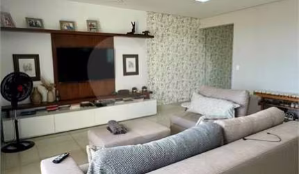 Apartamento com 3 quartos à venda em Duque De Caxias - MT