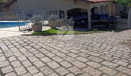 Casa com 2 quartos à venda no Capela, Vinhedo , 200 m2 por R$ 735.000