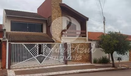 Casa com 4 quartos à venda no Parque Hongaro, Sumaré , 291 m2 por R$ 1.200.000
