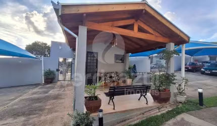 Casa com 2 quartos à venda na Margarida de Farias Vicente, 1301, Jardim Campos Verdes, Hortolândia, 75 m2 por R$ 240.000