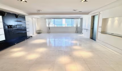 Apto Alto Padrão 280m² - 3 Suítes - Miramar