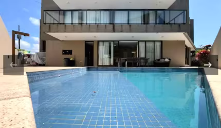 Casa 370m²- 5 Suítes - Intermares
