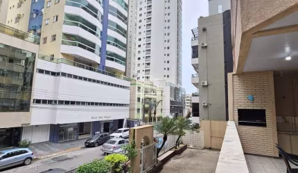 Apartamento 100m do mar no coraÇÃo da meia praia, Meia Praia, Itapema - SC