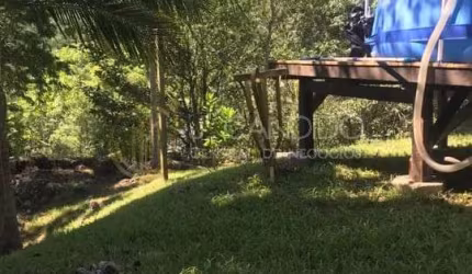 Sitio no Rio Pequeno